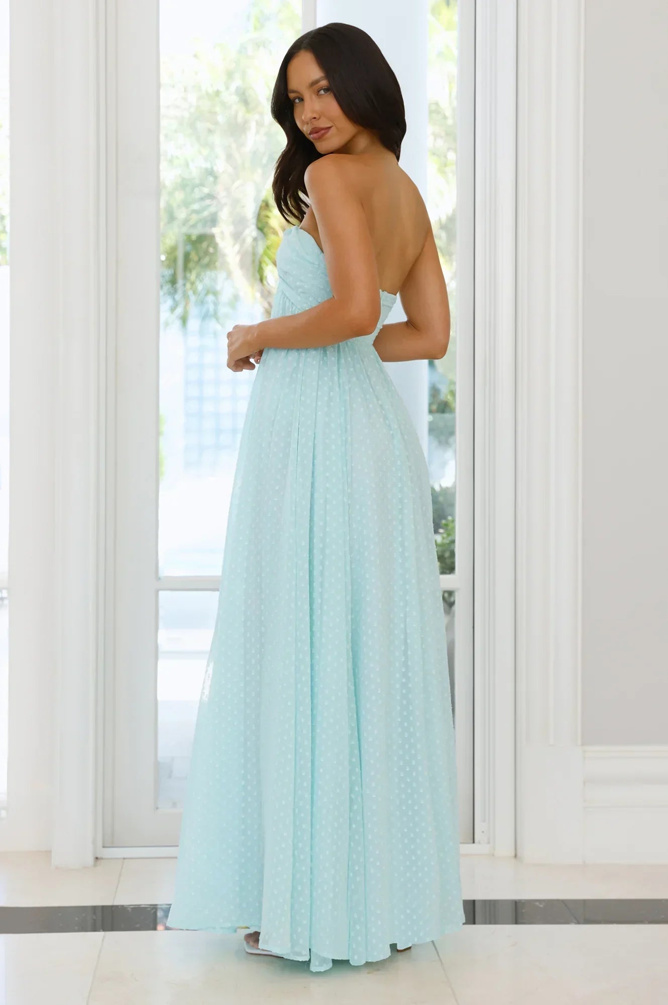 Secluded Grove Strapless Maxi Voluminous Dress Mint