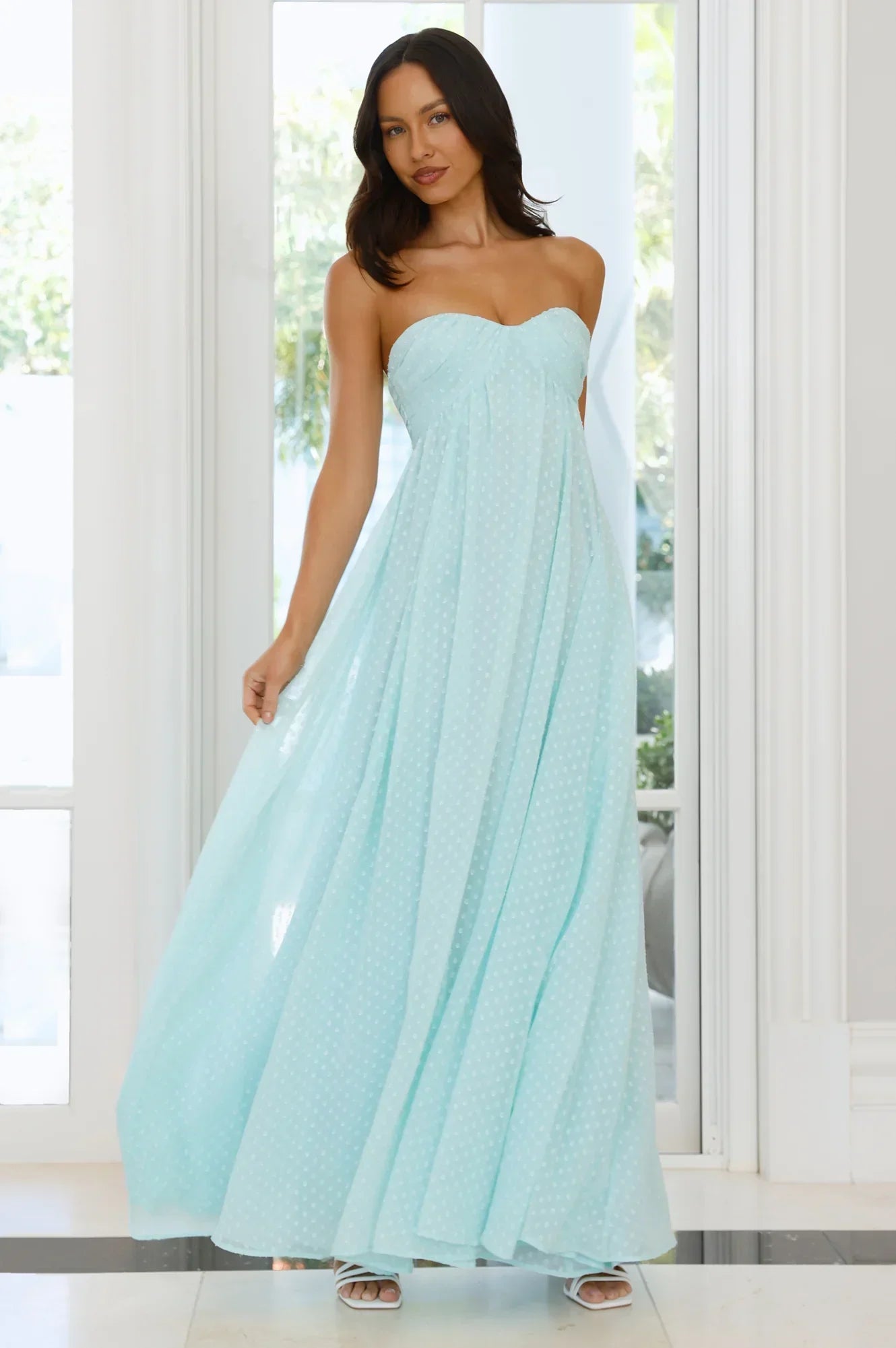 Secluded Grove Strapless Maxi Voluminous Dress Mint